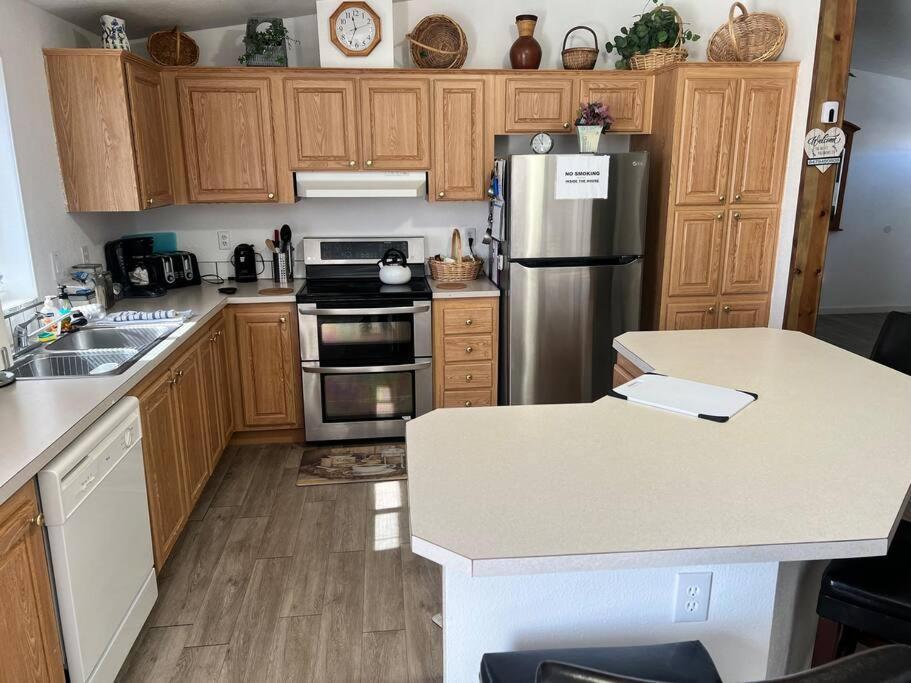 Death Valley/Prairiefire 3Bd/2Ba Home W/ Kitchen Паръмп Екстериор снимка