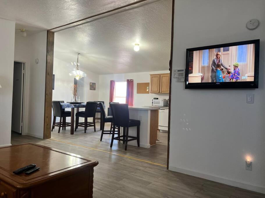 Death Valley/Prairiefire 3Bd/2Ba Home W/ Kitchen Паръмп Екстериор снимка
